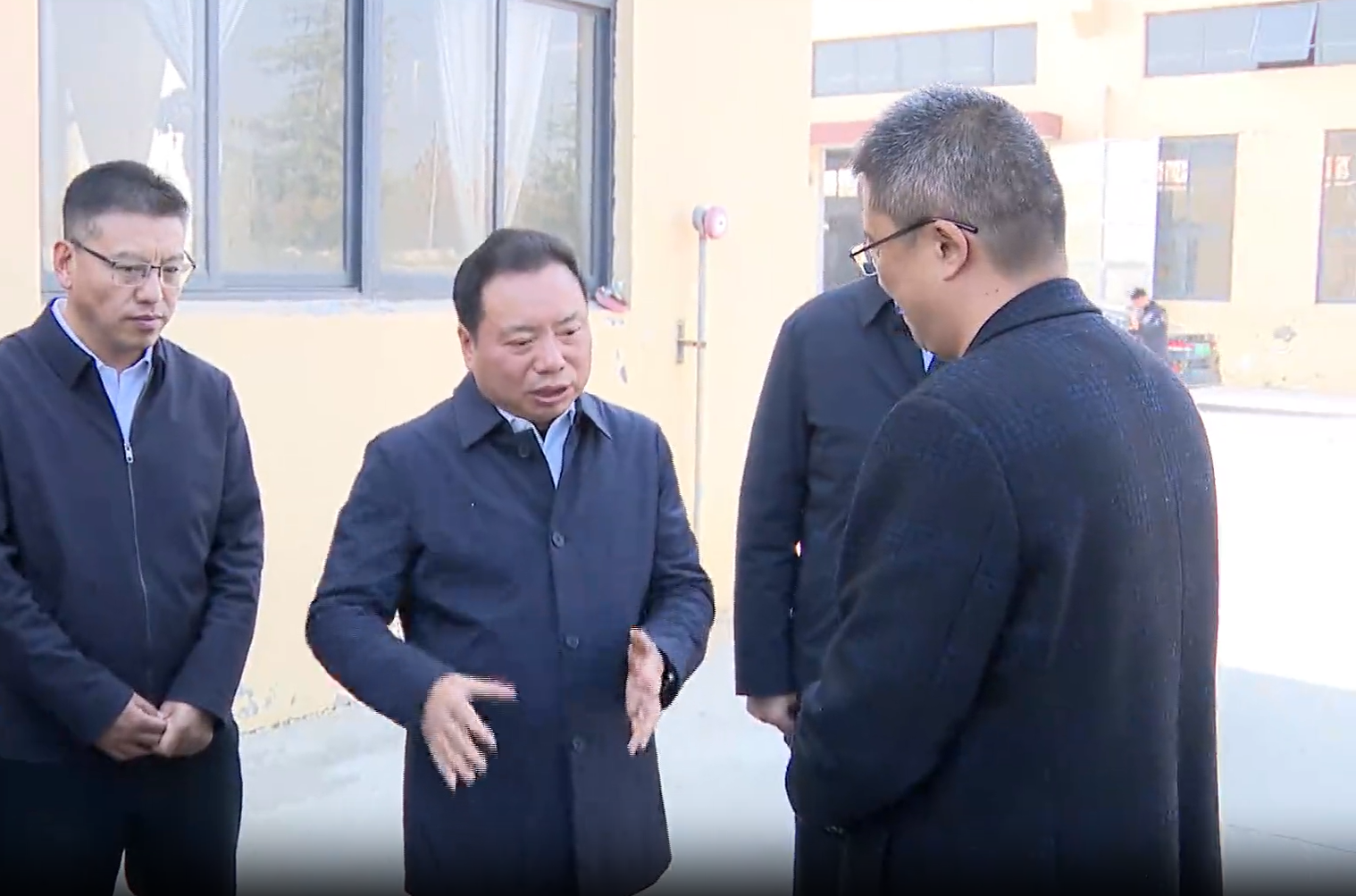 20251130郭超检查安全生产工作(信息稿)2.png 20251130郭超检查安全生产工作(信息稿)2.png