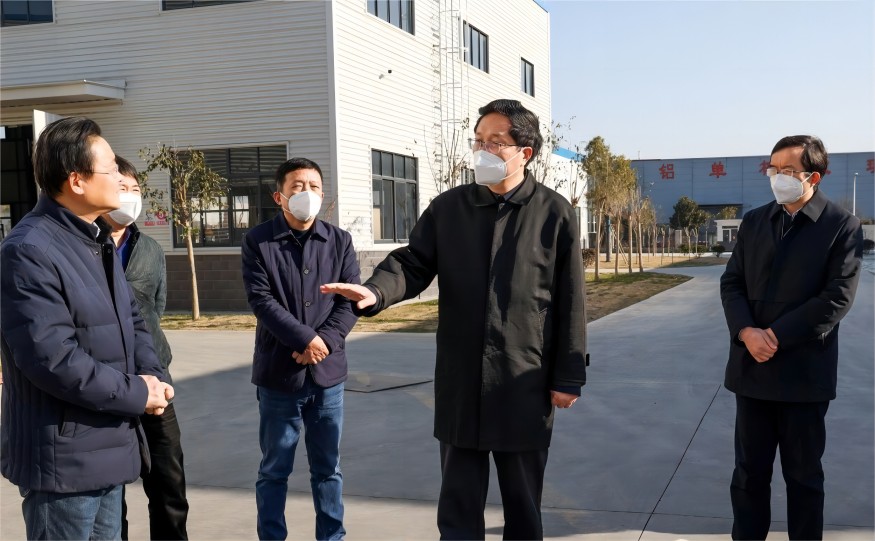 市开发区党工委书记管委会主任王旭东带队检查节前安全生产等工作