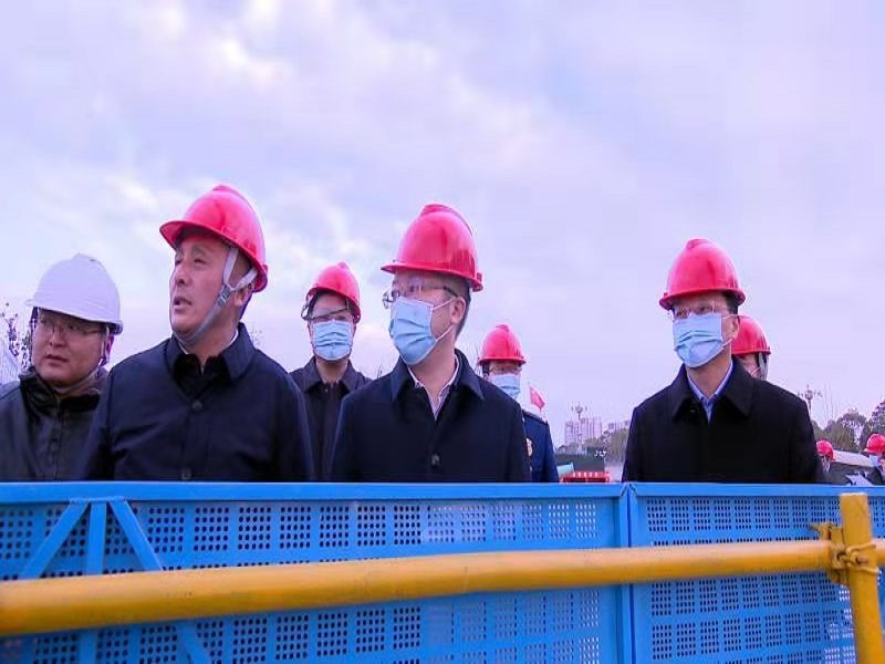 东台市市长商建明率队开展元旦节前疫情防控安全生产工作检查