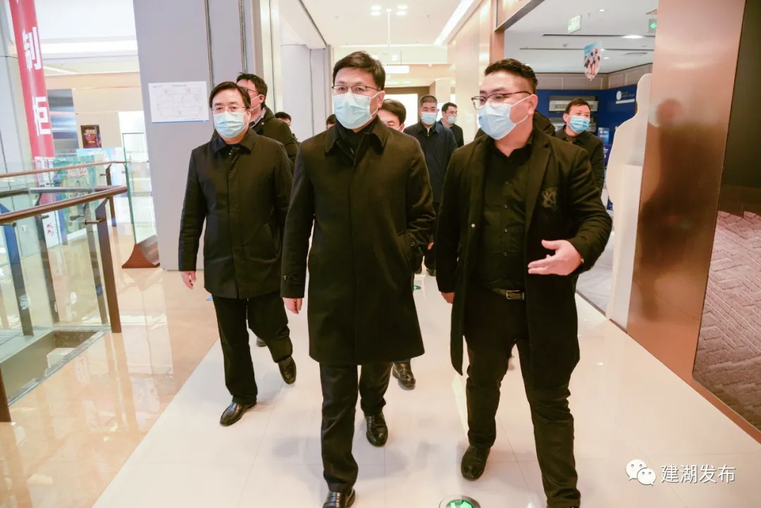 建湖县委书记祁从峰检查节日安全生产工作